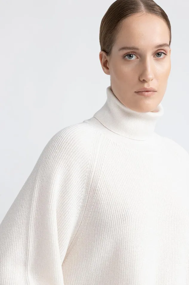Peserico Knitwear Woman Wool Silk And Cashmere High Neck Cape Hornbeam Peserico Knitwear Woman Wool Silk And Cashmere High Neck Cape Hornbeam