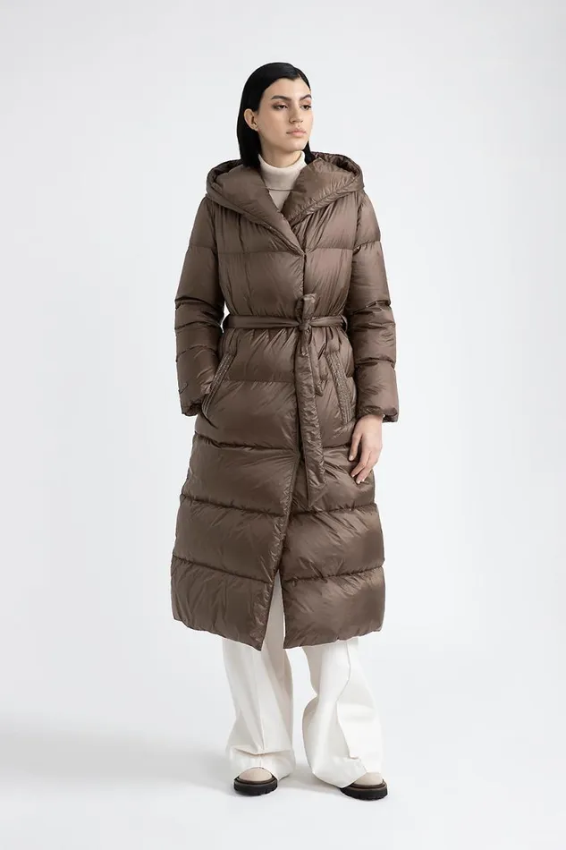 Peserico Outerwear Woman Long Goose Down Jacket With Hood And Belt Chestnut