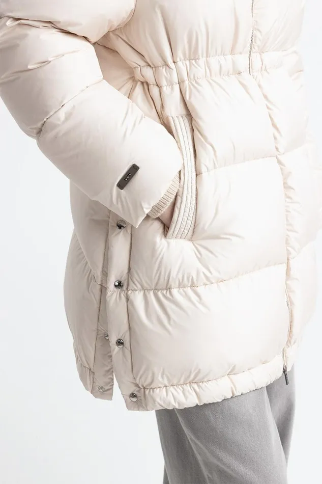 Peserico Outerwear Woman Maxi Hooded Goose Down Jacket Wr Barley Peserico Outerwear Woman Maxi Hooded Goose Down Jacket Wr Barley
