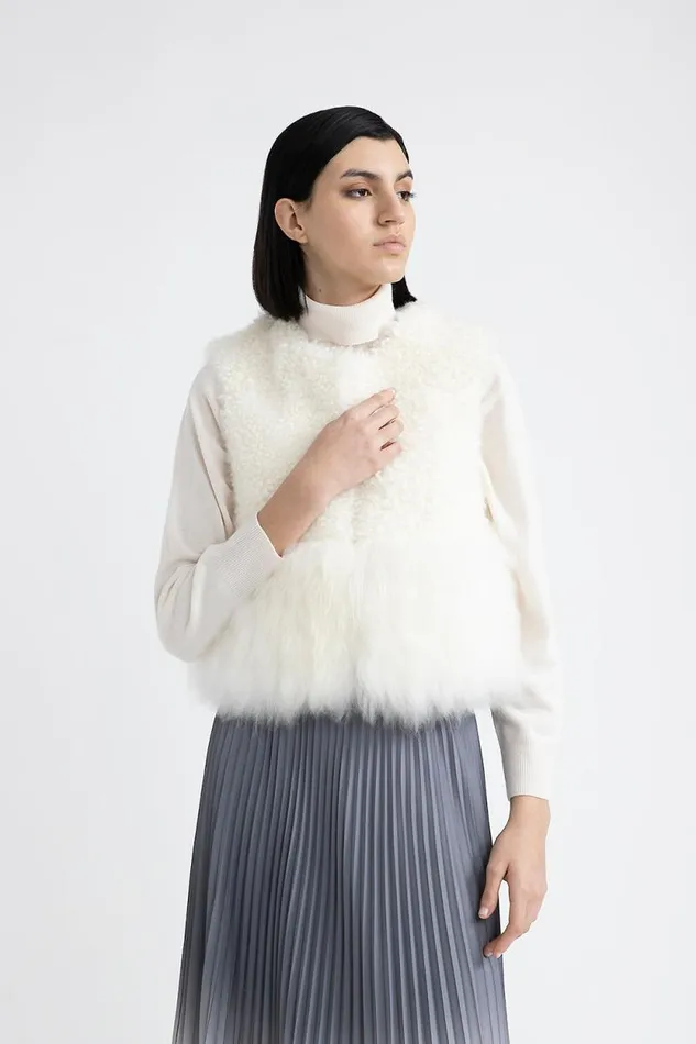 Peserico Outerwear Woman Real Cashmere Goat Hair Gilet Natural White Peserico Outerwear Woman Real Cashmere Goat Hair Gilet Natural White