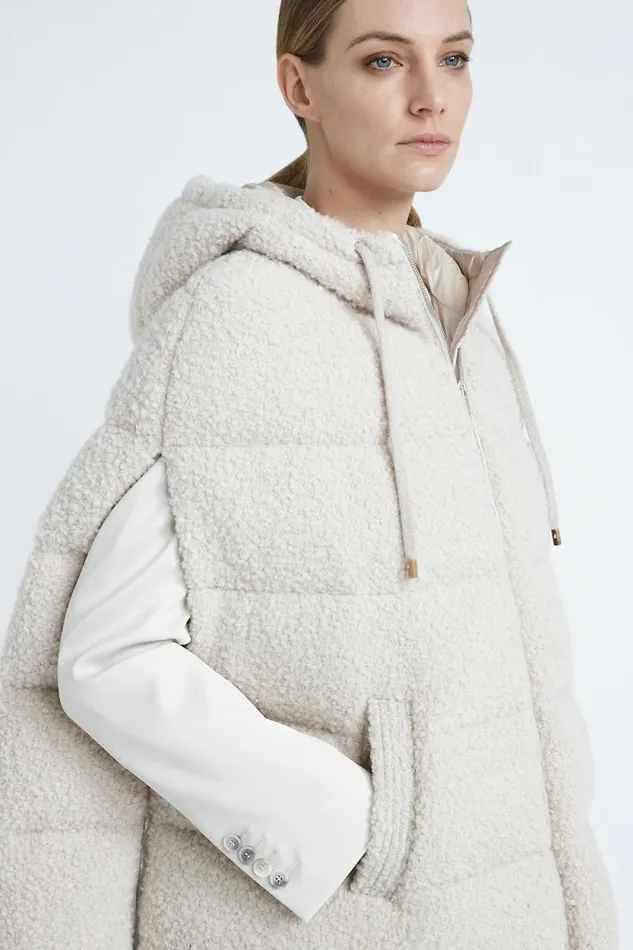 Peserico Outerwear Woman Sleeveless Midi Down Jacket In Wool Boucl Fabric Barley Peserico Outerwear Woman Sleeveless Midi Down Jacket In Wool Boucl Fabric Barley
