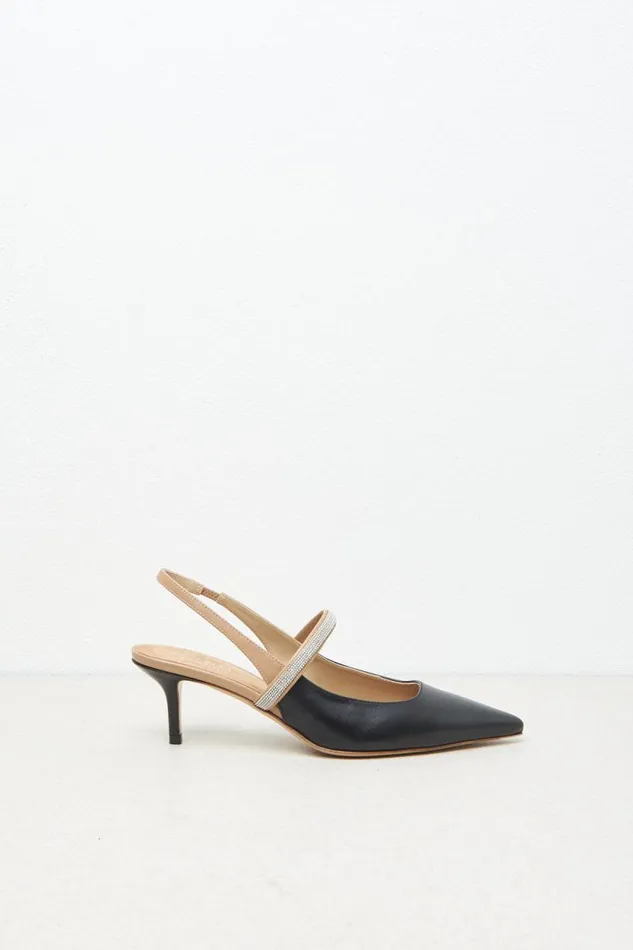 Peserico Shoes Woman Low Heel Pumps In Genuine Leather Black Peserico Shoes Woman Low Heel Pumps In Genuine Leather Black