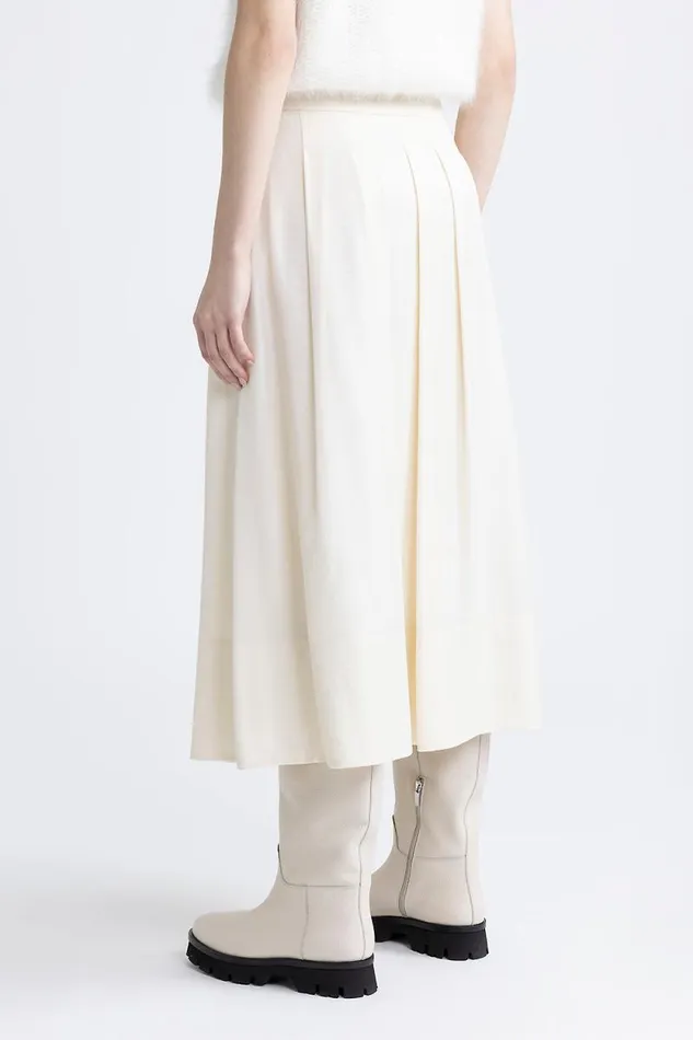 Peserico Skirts Woman Soft Touch Viscose Blend Skirt Natural White Peserico Skirts Woman Soft Touch Viscose Blend Skirt Natural White