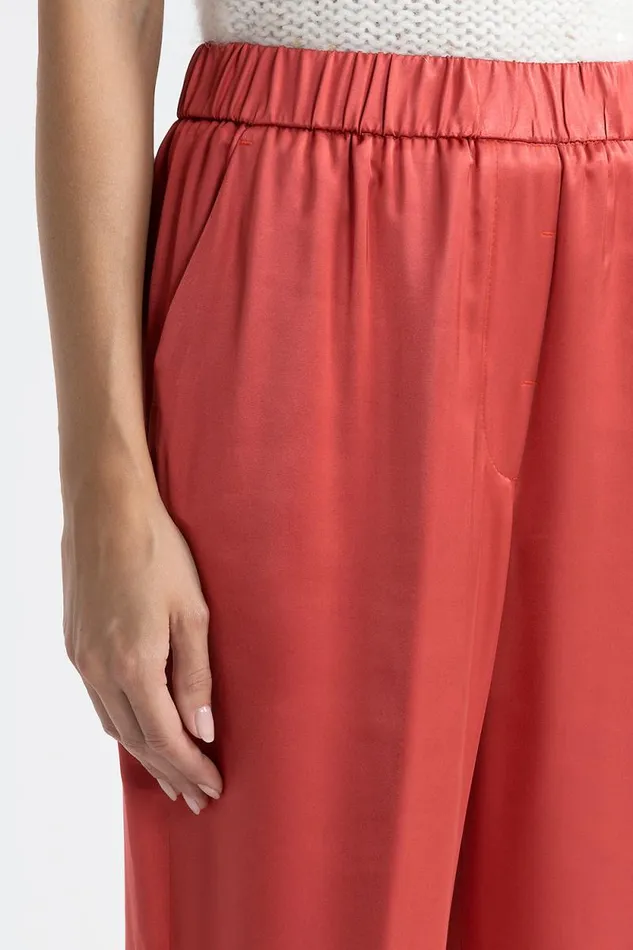 Peserico Suits And Sets Woman Viscose Satin Trousers Enrosadira Red
