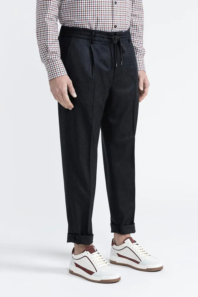 Peserico Trousers Man Pure New Wool Joggers Graphite
