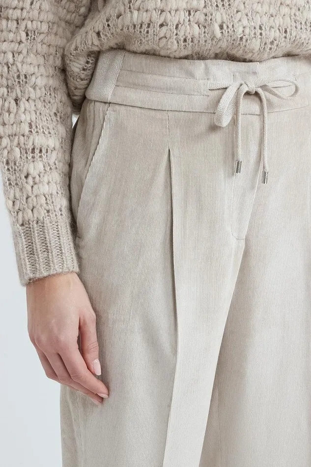 Peserico Trousers Woman Needlecord Carrot Trousers Barley Peserico Trousers Woman Needlecord Carrot Trousers Barley