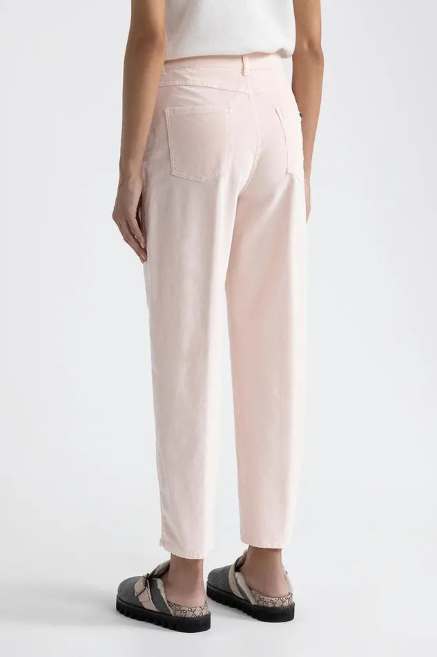 Peserico Trousers Woman Needlecord Carrot Trousers Dawning Peserico Trousers Woman Needlecord Carrot Trousers Dawning
