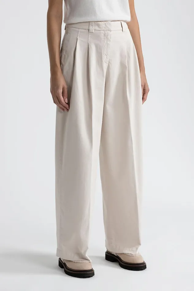 Peserico Trousers Woman Pleated Trousers In Cotton Silk Gabardine And Tencel Pearl Beige