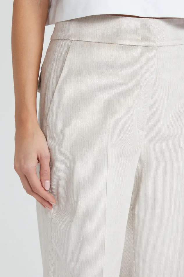 Peserico Trousers Woman Straight Trousers In Ultra Fine Ribbed Velvet Barley Peserico Trousers Woman Straight Trousers In Ultra Fine Ribbed Velvet Barley