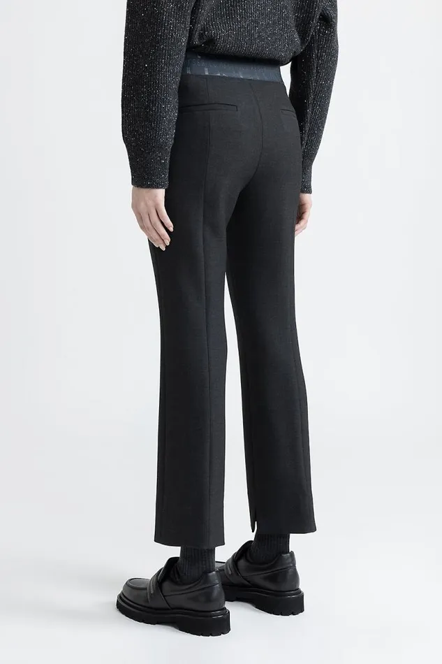 Peserico Trousers Woman TwoWay Stretch Fabric Trousers Graphite Peserico Trousers Woman TwoWay Stretch Fabric Trousers Graphite