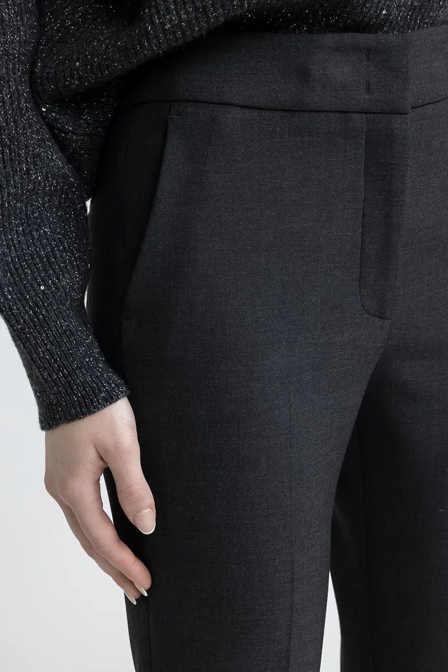 Peserico Trousers Woman TwoWay Stretch Fabric Trousers Graphite Peserico Trousers Woman TwoWay Stretch Fabric Trousers Graphite