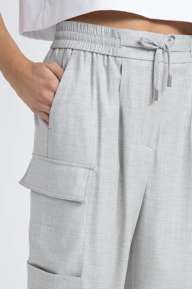 Peserico Trousers Woman Wool Viscose Baggy Trousers With Cargo Pockets Fog Gray Peserico Trousers Woman Wool Viscose Baggy Trousers With Cargo Pockets Fog Gray