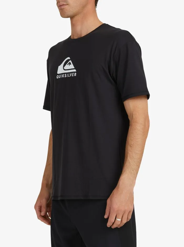 Rashguards Men Quiksilver Solid Streak Short Sleeve Upf 50 Surf TShirt Black Rashguards Men Quiksilver Solid Streak Short Sleeve Upf 50 Surf TShirt Black