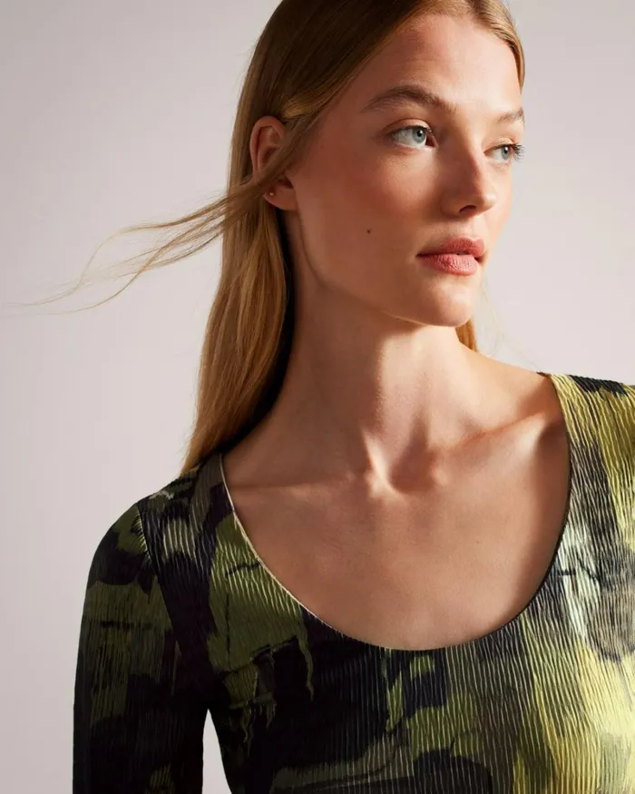 Scoop Neck Fitted TShirt Light Green Women Ted Baker Clothing Scoop Neck Fitted TShirt Light Green Women Ted Baker Clothing