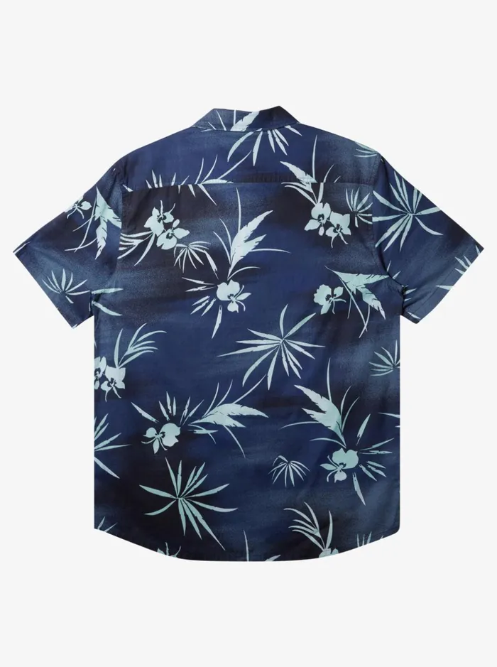 Shirts and Polos Men Quiksilver Fade Out Short Sleeve Shirt Naval Academy Fade Out Shirts and Polos Men Quiksilver Fade Out Short Sleeve Shirt Naval Academy Fade Out