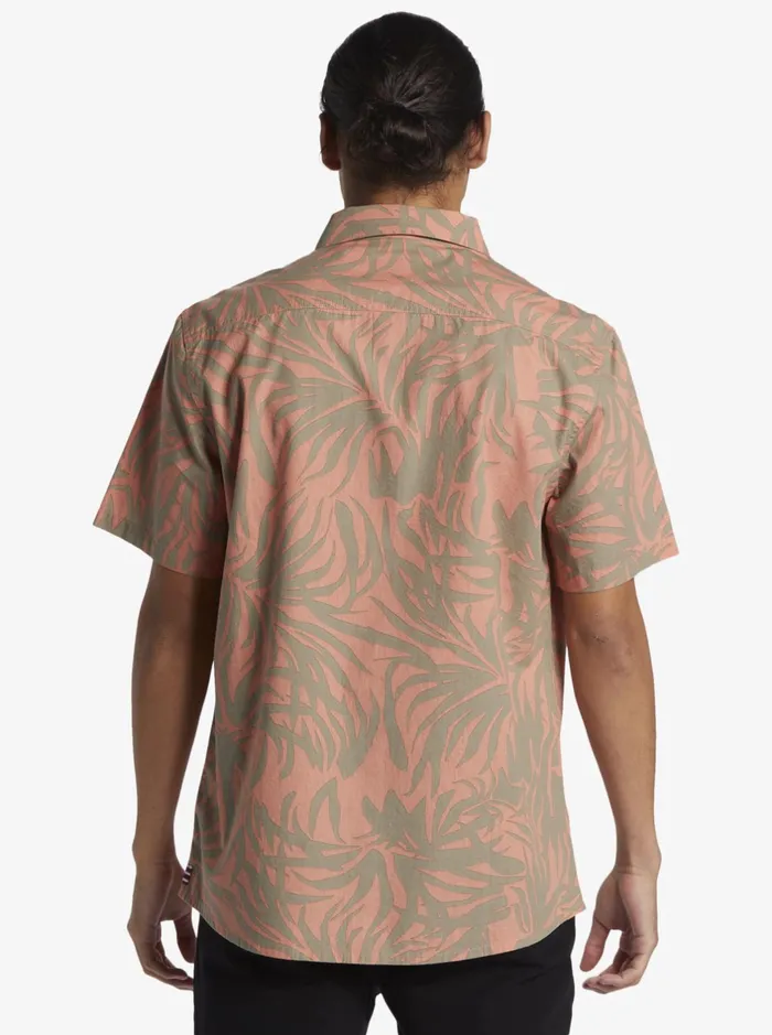Shirts and Polos Men Quiksilver Hawaii Foliage Woven Hawaiian Shirt Canyon Clay Shirts and Polos Men Quiksilver Hawaii Foliage Woven Hawaiian Shirt Canyon Clay