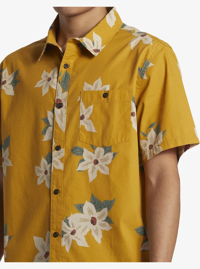 Shirts and Polos Men Quiksilver Hawaii Lei Day Woven Hawaiian Shirt Mustard Shirts and Polos Men Quiksilver Hawaii Lei Day Woven Hawaiian Shirt Mustard