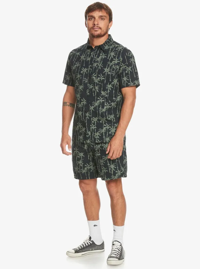 Shirts and Polos Men Quiksilver Painted Palm Short Sleeve Shirt Laurel Wreath Painted Palms Shirts and Polos Men Quiksilver Painted Palm Short Sleeve Shirt Laurel Wreath Painted Palms