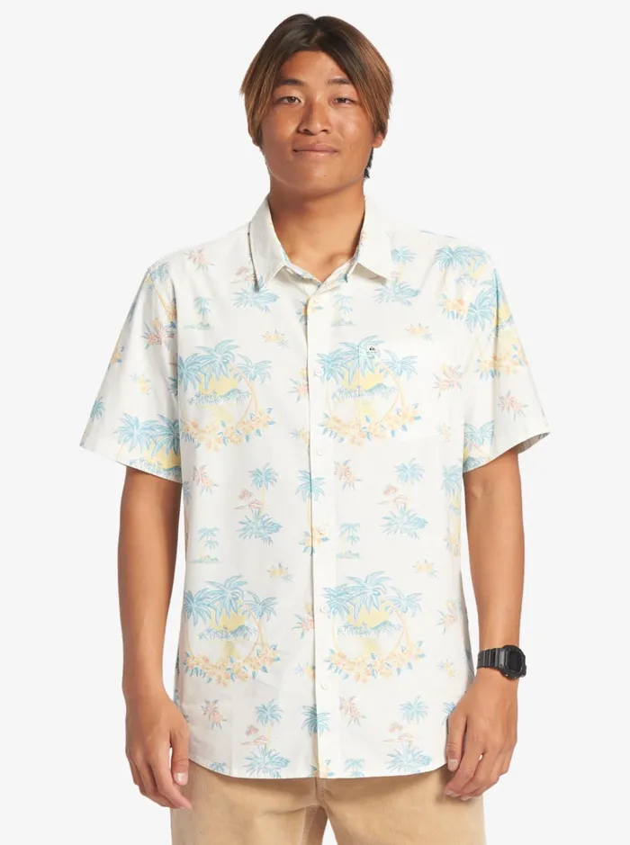 Shirts and Polos Men Quiksilver Palm Spritz Short Sleeve Woven Shirt Snow White Palm Spritz Shirts and Polos Men Quiksilver Palm Spritz Short Sleeve Woven Shirt Snow White Palm Spritz