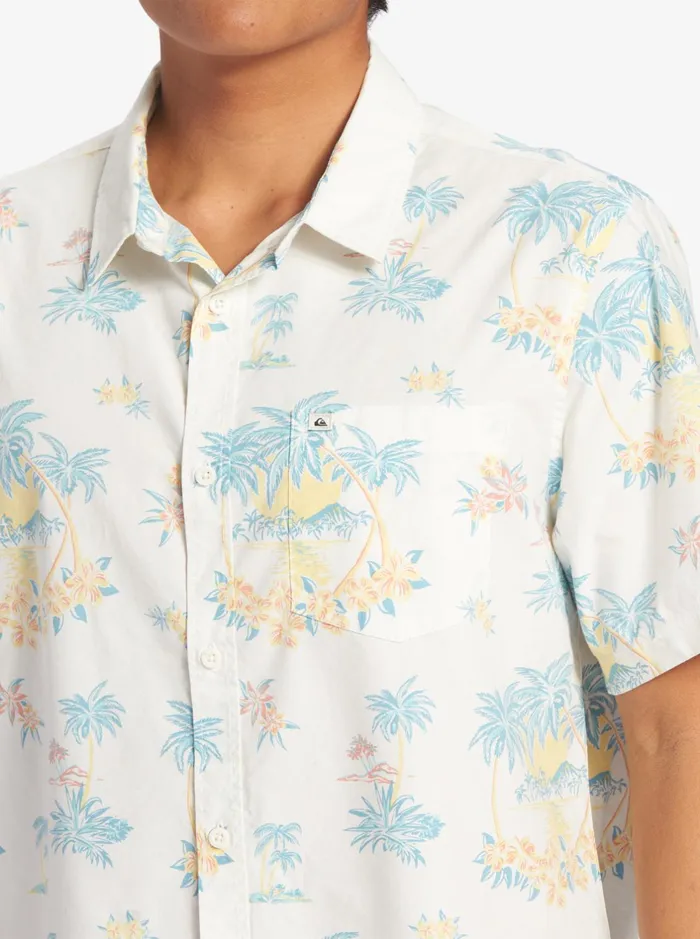 Shirts and Polos Men Quiksilver Palm Spritz Short Sleeve Woven Shirt Snow White Palm Spritz Shirts and Polos Men Quiksilver Palm Spritz Short Sleeve Woven Shirt Snow White Palm Spritz