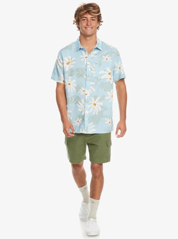 Shirts and Polos Men Quiksilver Trippy Floral Short Sleeve Shirt Clear Sky Trippy Floral Shirts and Polos Men Quiksilver Trippy Floral Short Sleeve Shirt Clear Sky Trippy Floral