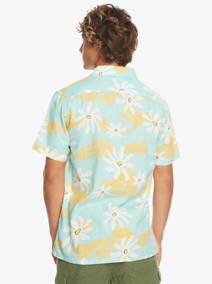 Shirts and Polos Men Quiksilver Trippy Floral Short Sleeve Shirt Pastel Turquoise Trippy Shirts and Polos Men Quiksilver Trippy Floral Short Sleeve Shirt Pastel Turquoise Trippy