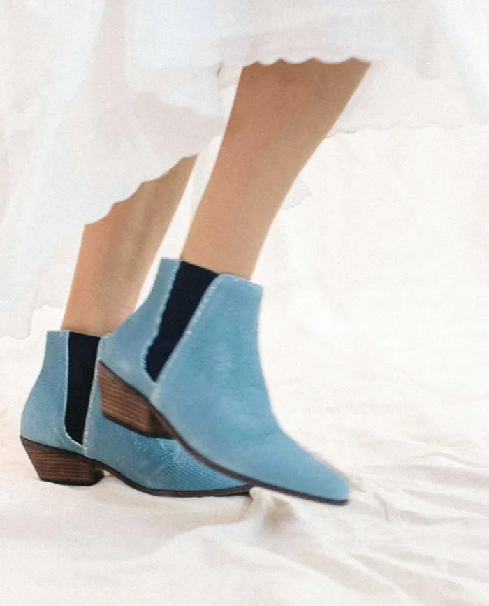 Shoes Women039s The Great The Gaucho Boot Blue Jean