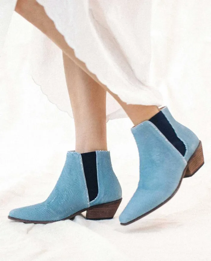 Shoes Women039s The Great The Gaucho Boot Blue Jean