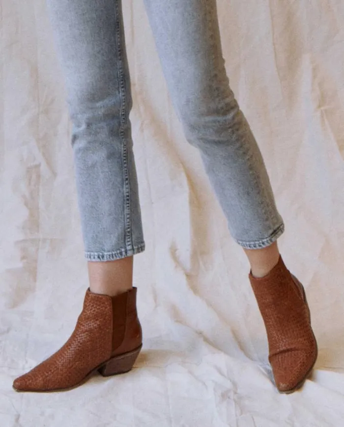 Shoes Women039s The Great The Gaucho Boot Cognac