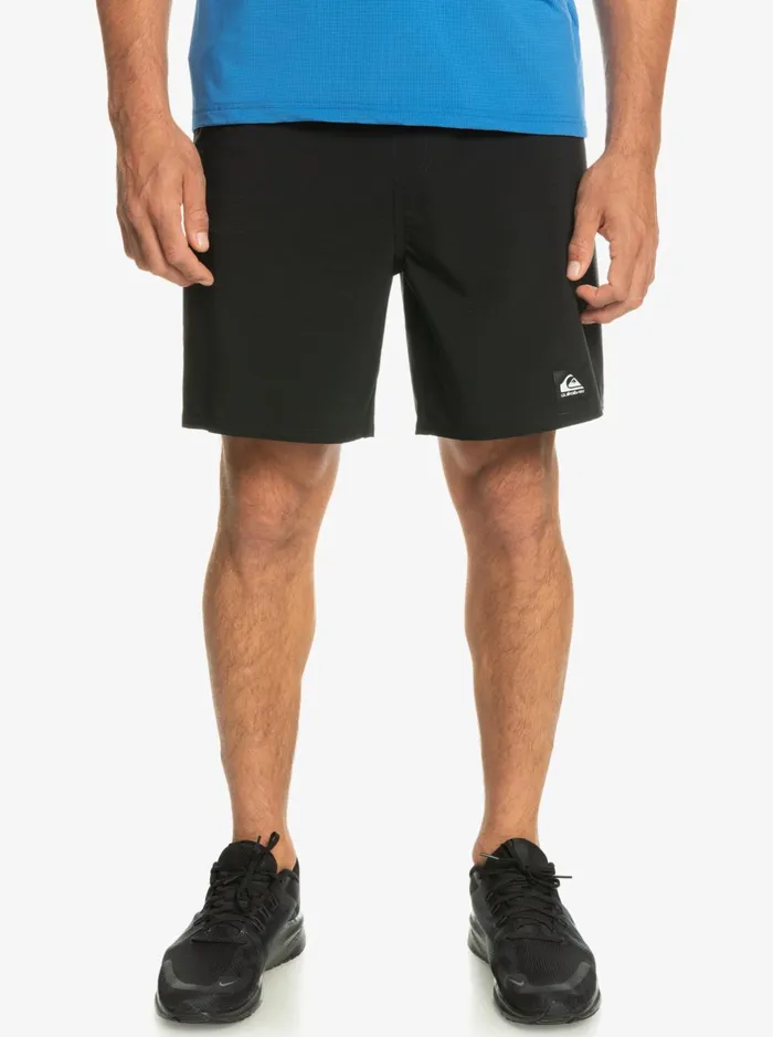 Shorts and Amphibians Men Quiksilver Highline Omni Short 17034 Volleys Black Shorts and Amphibians Men Quiksilver Highline Omni Short 17034 Volleys Black