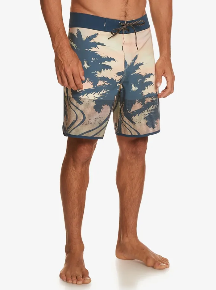 Shorts and Amphibians Men Quiksilver Highline Scallop 19034 Boardshorts Pastel Turquoise Shorts and Amphibians Men Quiksilver Highline Scallop 19034 Boardshorts Pastel Turquoise