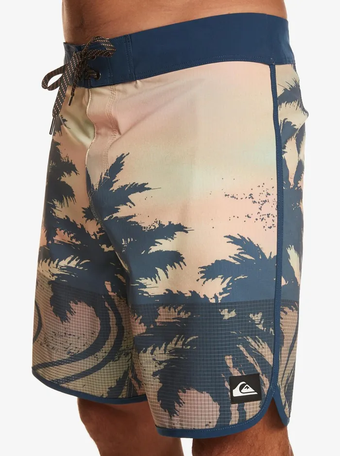 Shorts and Amphibians Men Quiksilver Highline Scallop 19034 Boardshorts Pastel Turquoise Shorts and Amphibians Men Quiksilver Highline Scallop 19034 Boardshorts Pastel Turquoise