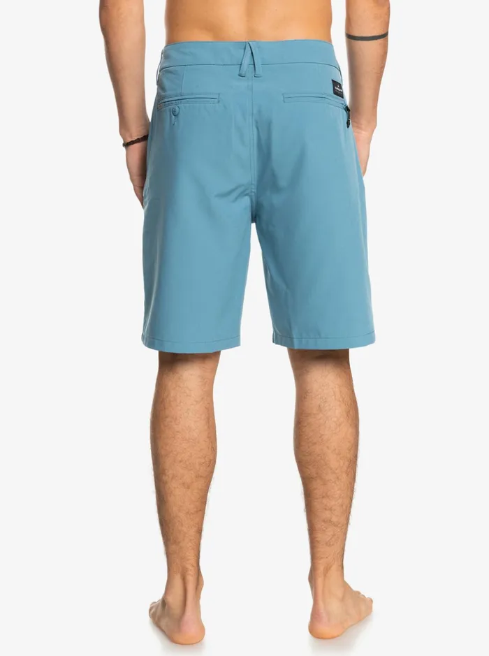 Shorts and Amphibians Men Quiksilver Ocean Union Amphibian 20034 Hybrid Shorts Provencial Shorts and Amphibians Men Quiksilver Ocean Union Amphibian 20034 Hybrid Shorts Provencial