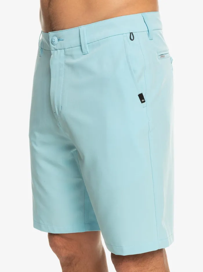 Shorts and Amphibians Men Quiksilver Ocean Union Amphibian 20034 Hybrid Shorts Sky Blue Shorts and Amphibians Men Quiksilver Ocean Union Amphibian 20034 Hybrid Shorts Sky Blue