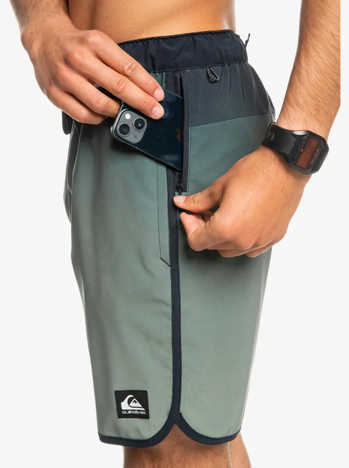 Shorts and Amphibians Men Quiksilver Omni Scallop 17034 Amphibian Boardshorts Laurel Wreath Shorts and Amphibians Men Quiksilver Omni Scallop 17034 Amphibian Boardshorts Laurel Wreath