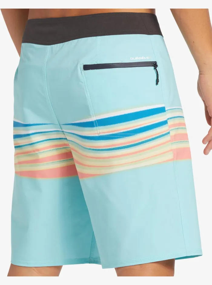 Shorts and Amphibians Men Quiksilver Surfsilk Air Brush 19034 Boardshorts Blue Radiance Shorts and Amphibians Men Quiksilver Surfsilk Air Brush 19034 Boardshorts Blue Radiance