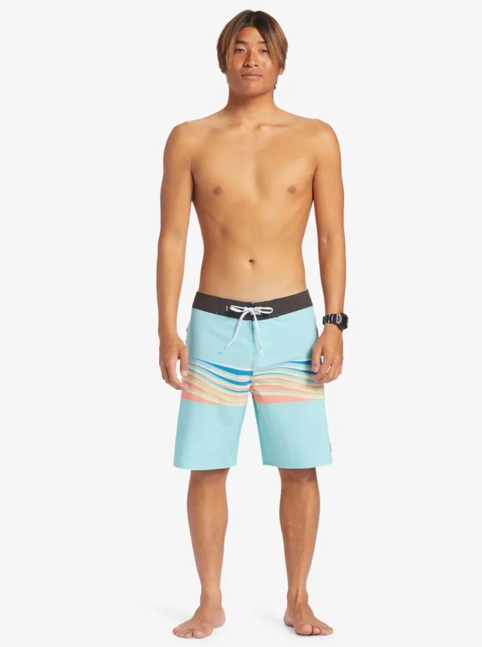 Shorts and Amphibians Men Quiksilver Surfsilk Air Brush 19034 Boardshorts Blue Radiance Shorts and Amphibians Men Quiksilver Surfsilk Air Brush 19034 Boardshorts Blue Radiance