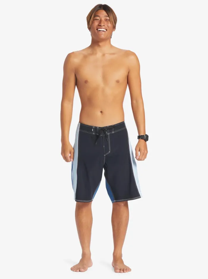 Shorts and Amphibians Men Quiksilver Surfsilk Flight 20 20034 Boardshorts Black Shorts and Amphibians Men Quiksilver Surfsilk Flight 20 20034 Boardshorts Black