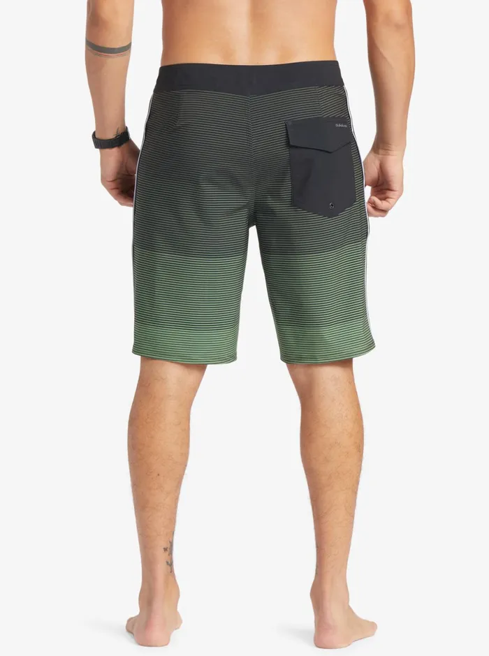 Shorts and Amphibians Men Quiksilver Surfsilk Massive 20034 Boardshorts Climbing Ivy Shorts and Amphibians Men Quiksilver Surfsilk Massive 20034 Boardshorts Climbing Ivy