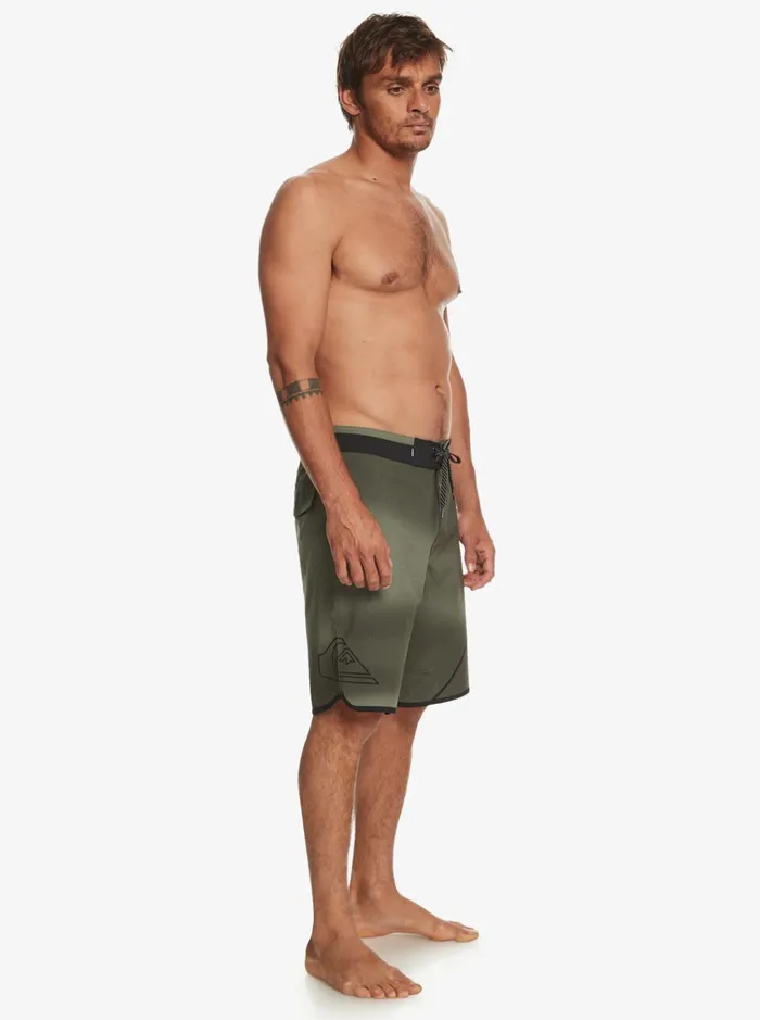 Shorts and Amphibians Men Quiksilver Surfsilk New Wave 20034 Boardshorts Four Leaf Clover Shorts and Amphibians Men Quiksilver Surfsilk New Wave 20034 Boardshorts Four Leaf Clover