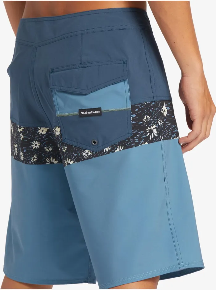 Shorts and Amphibians Men Quiksilver Surfsilk Panel 20034 Boardshorts Aegean Blue Shorts and Amphibians Men Quiksilver Surfsilk Panel 20034 Boardshorts Aegean Blue