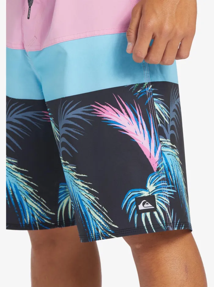 Shorts and Amphibians Men Quiksilver Surfsilk Panel 20034 Boardshorts Moonlite Mauve Shorts and Amphibians Men Quiksilver Surfsilk Panel 20034 Boardshorts Moonlite Mauve