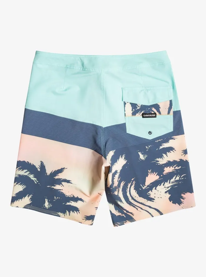 Shorts and Amphibians Men Quiksilver Surfsilk Panel 20034 Boardshorts Pastel Turquoise Shorts and Amphibians Men Quiksilver Surfsilk Panel 20034 Boardshorts Pastel Turquoise