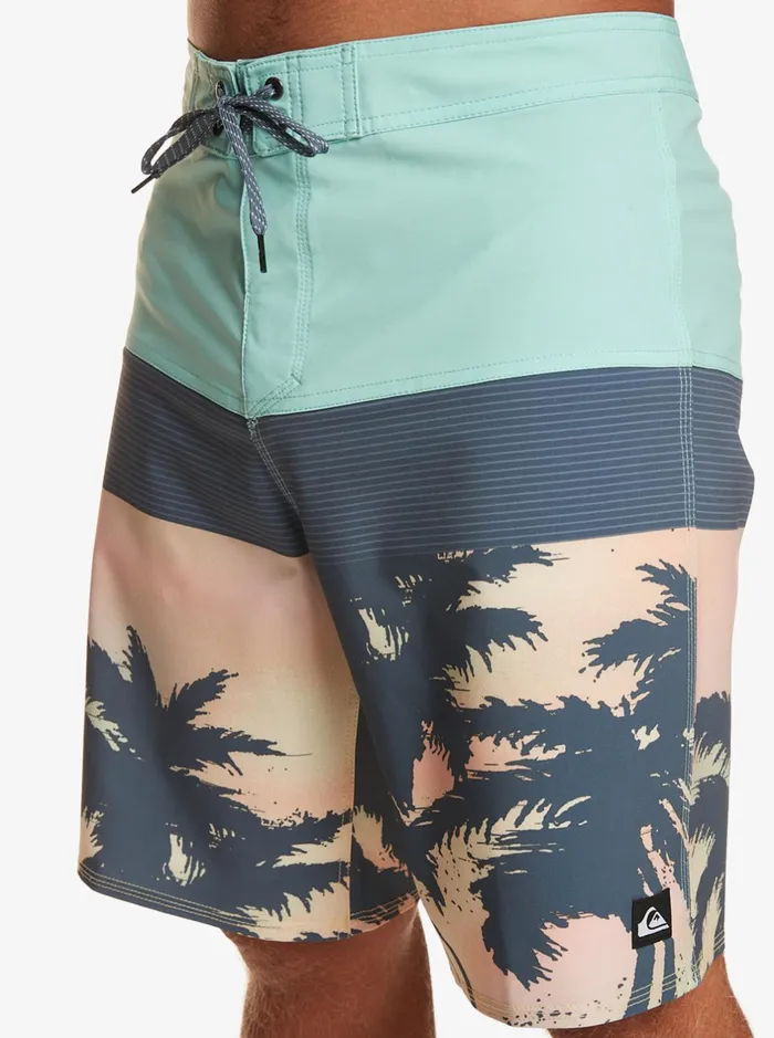 Shorts and Amphibians Men Quiksilver Surfsilk Panel 20034 Boardshorts Pastel Turquoise Shorts and Amphibians Men Quiksilver Surfsilk Panel 20034 Boardshorts Pastel Turquoise
