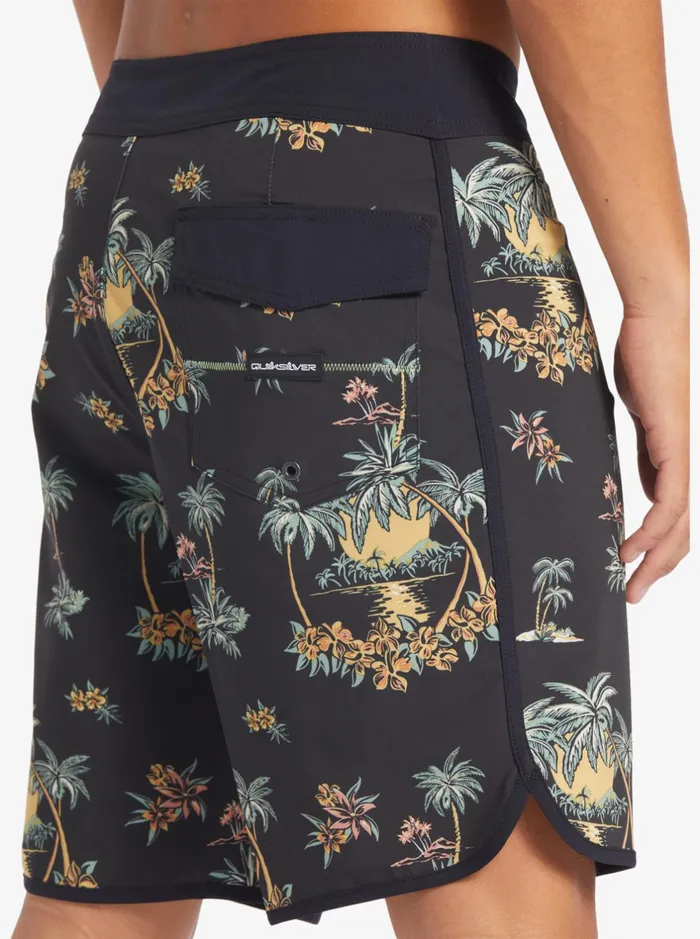 Shorts and Amphibians Men Quiksilver Surfsilk Scallop 19034 Boardshorts Black Palm Spritz Shorts and Amphibians Men Quiksilver Surfsilk Scallop 19034 Boardshorts Black Palm Spritz