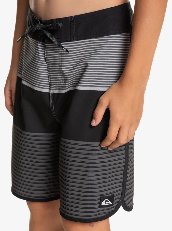 Shorts Boys Quiksilver Boy039s 816 Surfsilk Tijuana 17034 Boardshorts Black Shorts Boys Quiksilver Boy039s 816 Surfsilk Tijuana 17034 Boardshorts Black