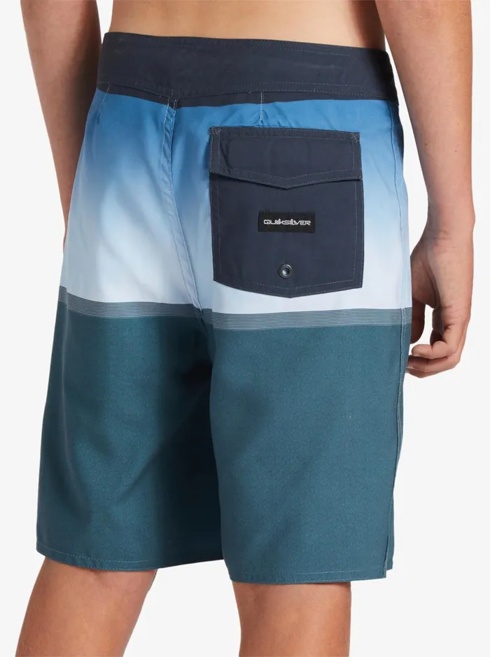 Shorts Boys Quiksilver Boys 816 Everyday Division 17034 Boardshorts Aegean Blue Shorts Boys Quiksilver Boys 816 Everyday Division 17034 Boardshorts Aegean Blue