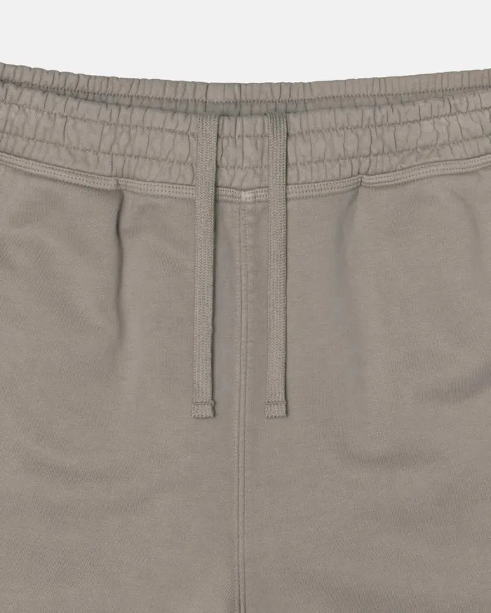 Sweats Men Stussy OVERDYED STOCK LOGO SWEAT SHORT Sand Sweats Men Stussy OVERDYED STOCK LOGO SWEAT SHORT Sand