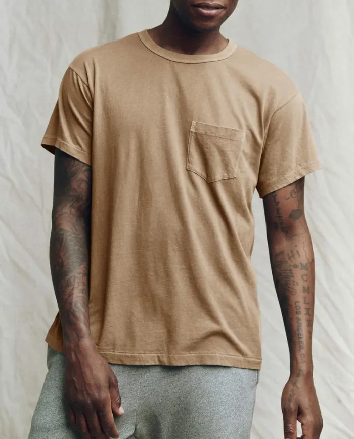 Tshirts Men039s The Great The Men039s Pocket Tee Fawn