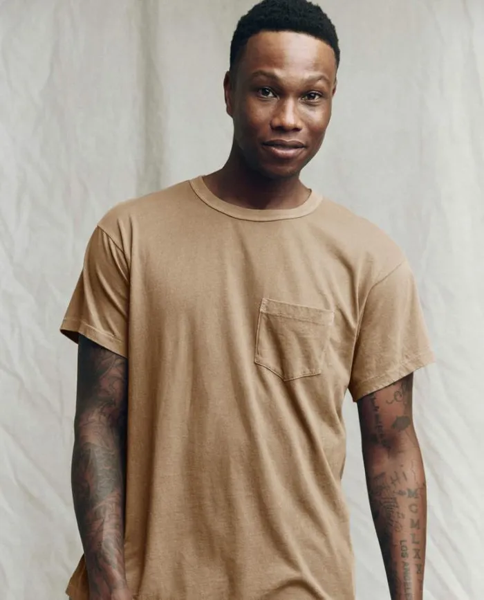 Tshirts Men039s The Great The Men039s Pocket Tee Fawn